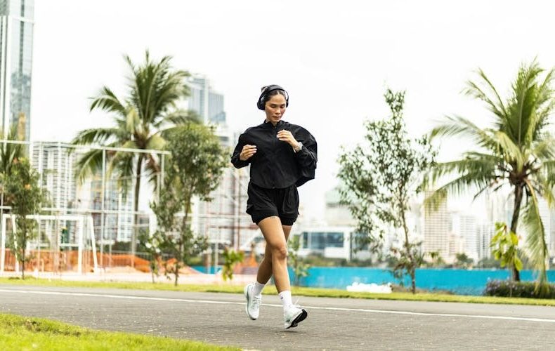 Best Bone Conduction Headphones in 2026: Open Ear Audio for Runners and Cyclists