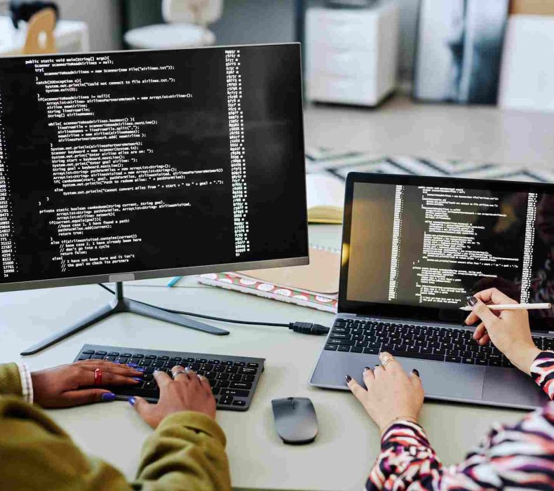 Best Portable Bluetooth Speakers in 2026: JBL vs Bose vs Sony Ranked