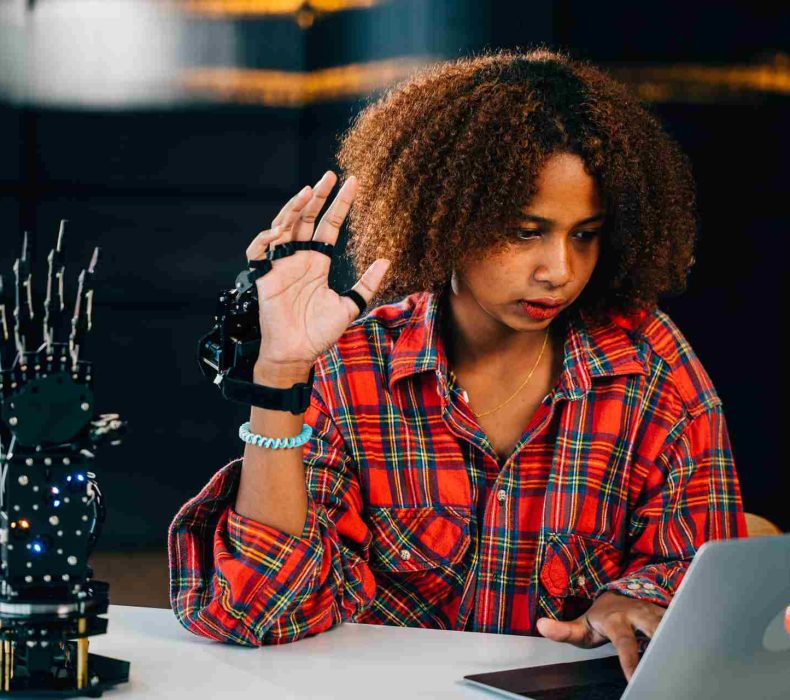 Machine Learning vs Deep Learning Explained: Key Differences, Use Cases, and When to Use Each (2026 Guide)