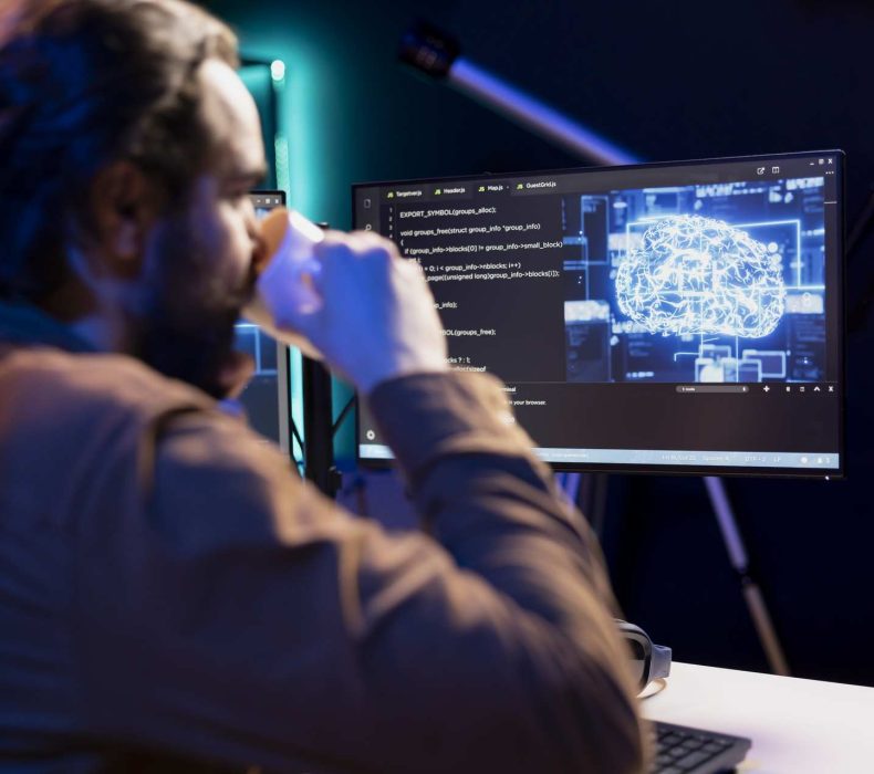 How to Pick the Right Laptop Chip in 2026: M4 vs Snapdragon X vs Intel Core Ultra