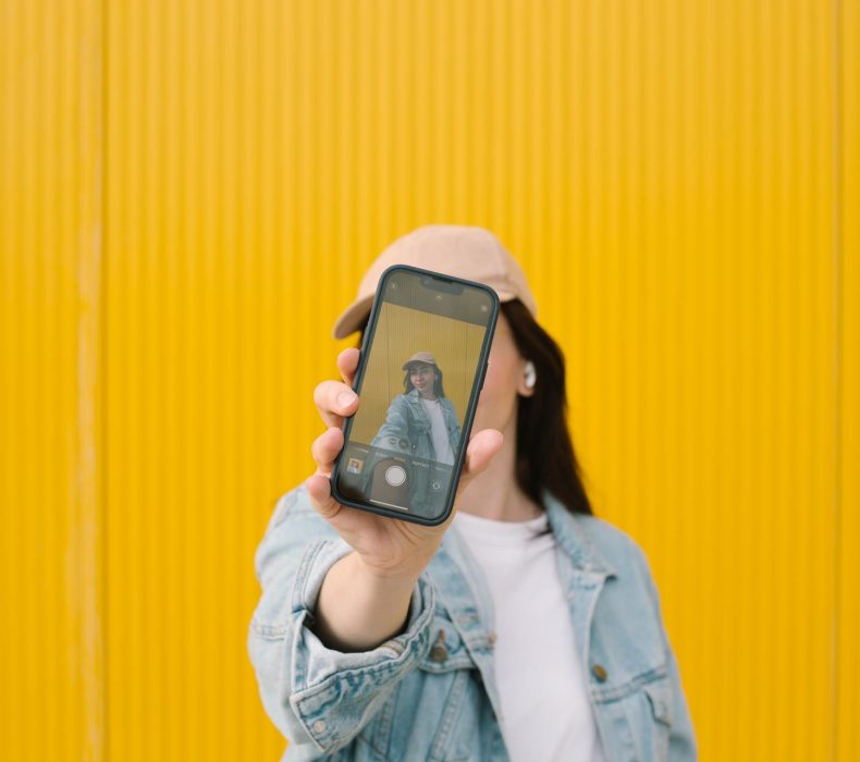 MacBook Air M4 Review: The Best Laptop for Most People in 2026