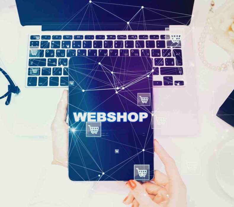 MacBook Air M4 vs Dell XPS 14: Which Laptop Should You Buy?