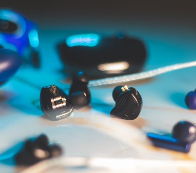Best Budget Earbuds Under $50 in 2026: Surprisingly Good Picks