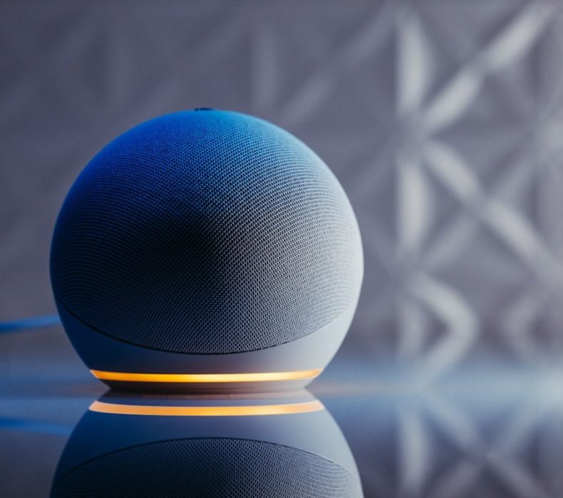 Best Smart Speakers in 2026: Amazon Echo vs Google Nest vs Apple HomePod