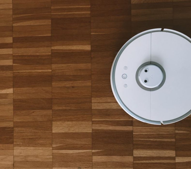 Roborock vs iRobot Roomba: Best Robot Vacuum Brand Compared in 2026