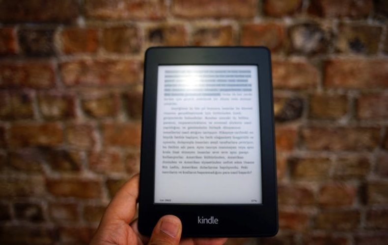 Kindle Paperwhite 6 Review: The E-Reader Most People Should Buy in 2026
